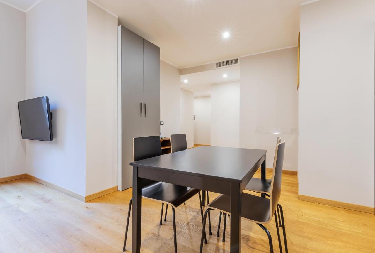 Milan Retreats Cadorna Duomo Apartment Exterior photo